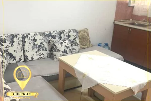 Shtepi me qera Apartament ne Tirane, 1+1, Mobilimi E mobiluar, Pagesa 400  Euro.