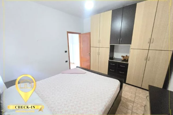 Shtepi me qera Apartament ne Tirane, 1+1, Mobilimi E mobiluar, Pagesa 30,000  Leke.