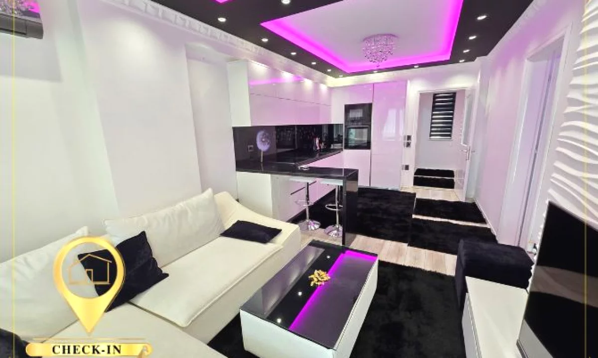 Shtepi ne shitje Apartament ne Tirane, 2+1, Mobilimi E mobiluar, Pagesa 16,500,000  Leke.