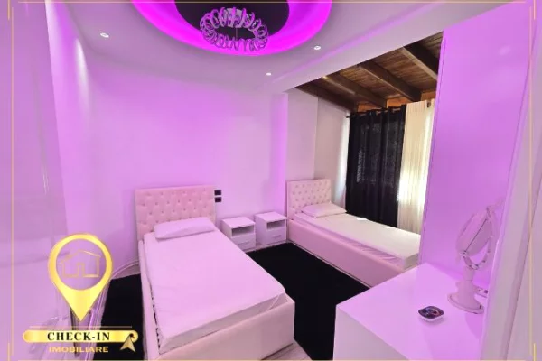 Shtepi ne shitje Apartament ne Tirane, 2+1, Mobilimi E mobiluar, Pagesa 16,500,000  Leke.