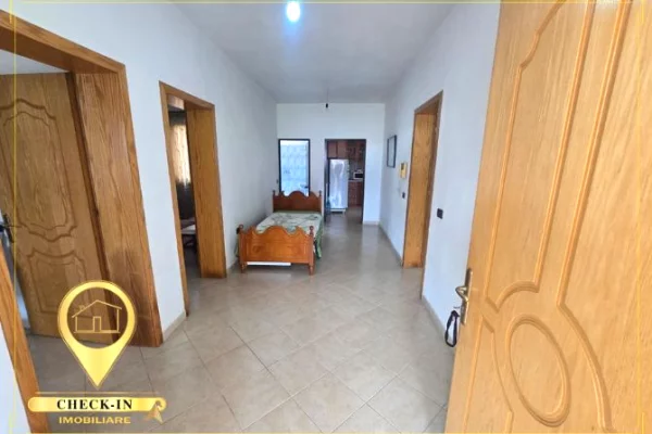 Casa privata/Indipendente in affitto a Tirana 2+1, Arredato