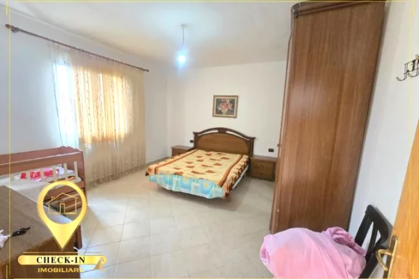 Casa privata/Indipendente in affitto a Tirana 2+1, Arredato
