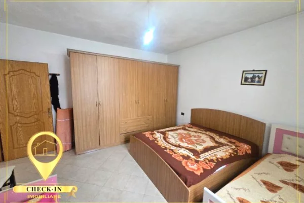Casa privata/Indipendente in affitto a Tirana 2+1, Arredato