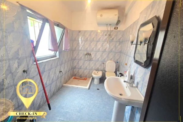 Casa privata/Indipendente in affitto a Tirana 2+1, Arredato