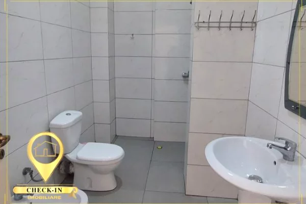 Shtepi ne shitje Apartament ne Tirane, 1+1, Mobilimi Bosh, pa mobiluar, Pagesa 86,000  Euro.