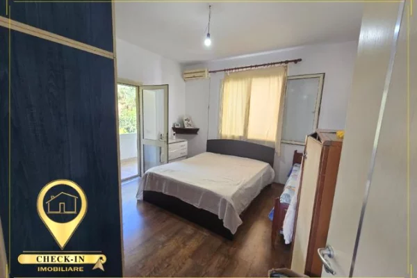 Shtepi ne shitje Vila Luksoze ne Tirane, 3+1, Mobilimi E mobiluar, Pagesa 350,000  Euro.