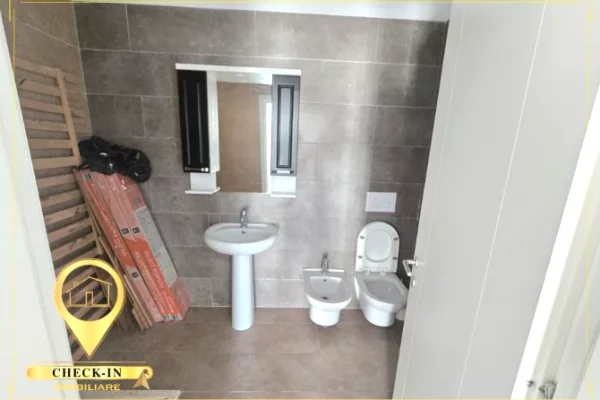 House for Rent Apartment in Tirana, 3+1, Furniture In Part, Payment 60,000  Leke.