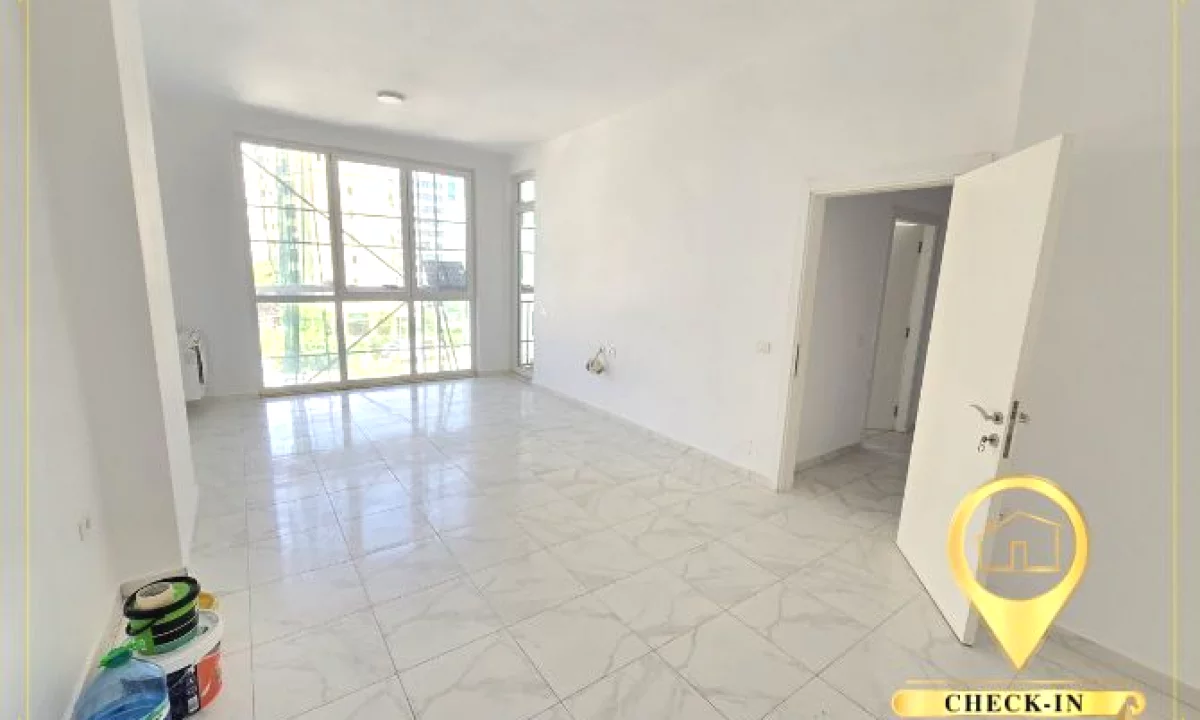 Qera zyre 111 m2 mbrapa NSHRAK