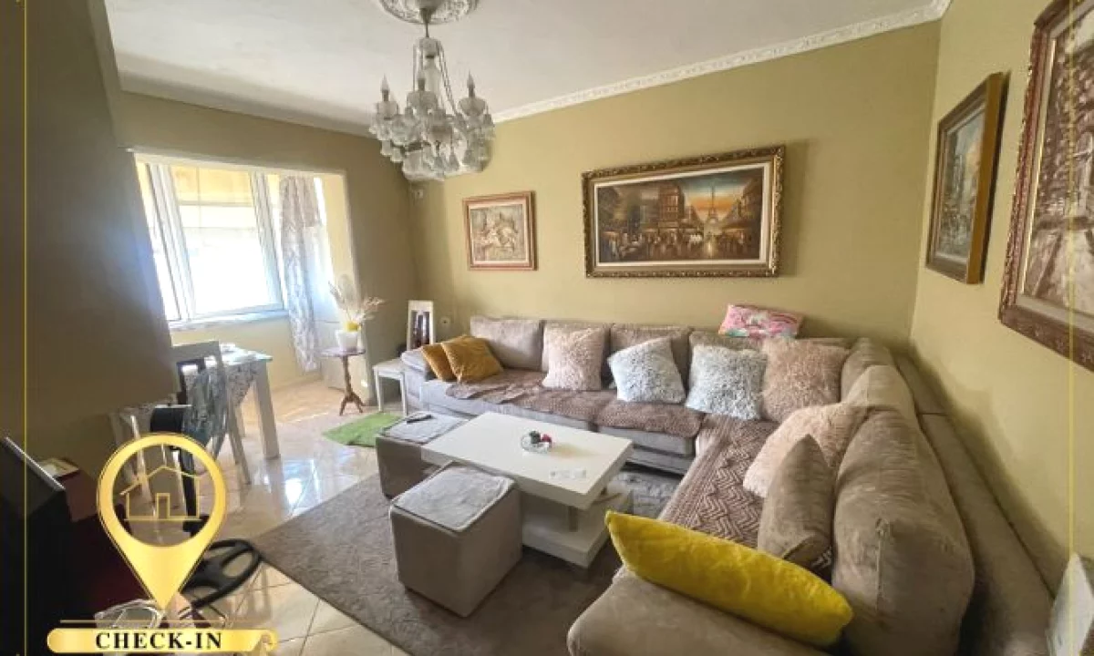 House for Sale Apartment in Tirana, 1+1, Furniture Furnished, Payment 11,000,000  Leke.