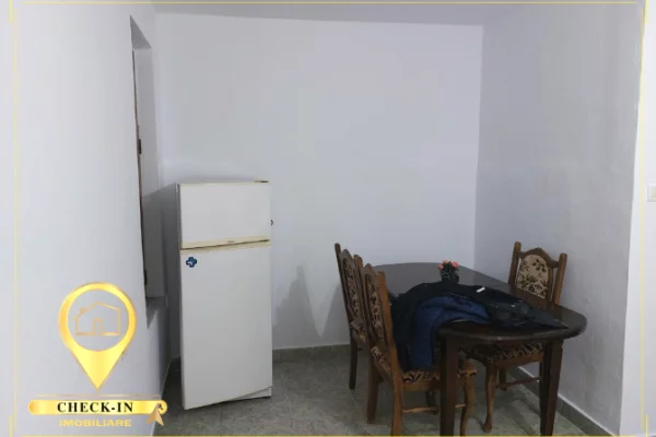 Shtepi ne shitje Apartament ne Tirane, 1+1, Mobilimi E mobiluar, Pagesa 92,000  Euro.