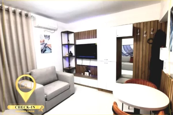 Casa in vendita Appartamento a Tirana, Garsoniere, Ambiente Arredato, Pagamento 7,600,000  Leke.