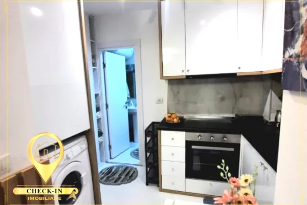 Casa in vendita Appartamento a Tirana, Garsoniere, Ambiente Arredato, Pagamento 7,600,000  Leke.