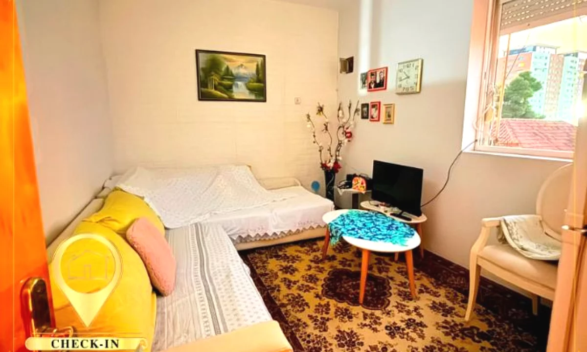 Casa in vendita Appartamento a Tirana, 1+1, Ambiente Arredato, Pagamento 60,000  Euro.