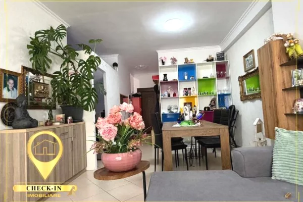 Shtepi ne shitje Apartament ne Tirane, 2+1, Mobilimi E mobiluar, Pagesa 12,500,000  Leke.
