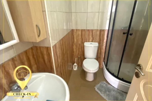 Shtepi ne shitje Apartament ne Tirane, 1+1, Mobilimi E mobiluar, Pagesa 125,000  Euro.