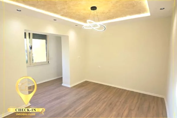 Shtepi ne shitje Apartament ne Tirane, 1+1, Mobilimi Bosh, pa mobiluar, Pagesa 140,000  Euro.