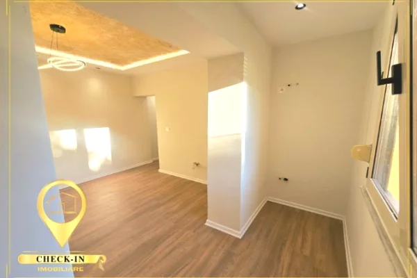 Shtepi ne shitje Apartament ne Tirane, 1+1, Mobilimi Bosh, pa mobiluar, Pagesa 140,000  Euro.