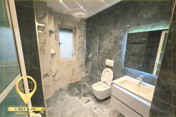 Shtepi ne shitje Apartament ne Tirane, Garsoniere, Mobilimi Bosh, pa mobiluar, Pagesa 10,000,000  Leke.