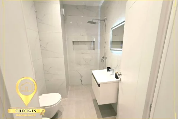 Shtepi ne shitje Apartament ne Tirane, 2+1, Mobilimi E mobiluar, Pagesa 240,000  Euro.