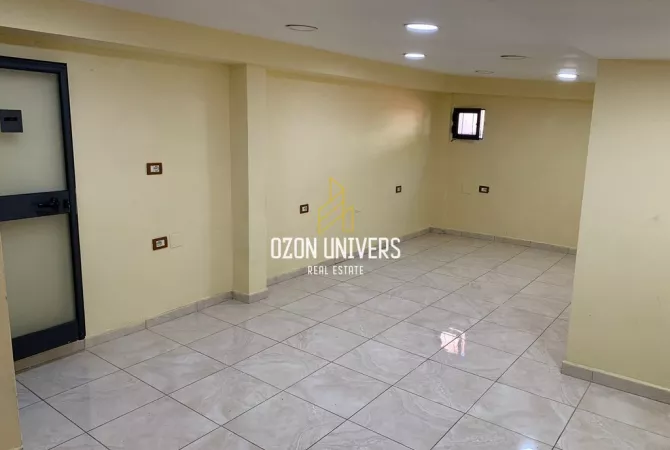 Business Property for Rent 3+1 in Tirana - 450 Euro