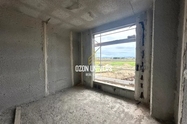 Appartamento in vendita a Kavaja 2+1, Vuoto