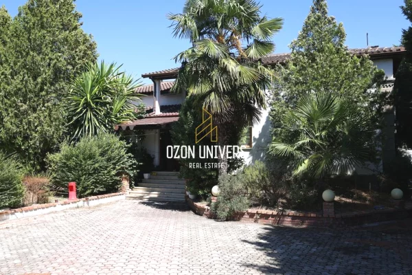 Casa in vendita 6+1 a Berat - 350,000 Euro