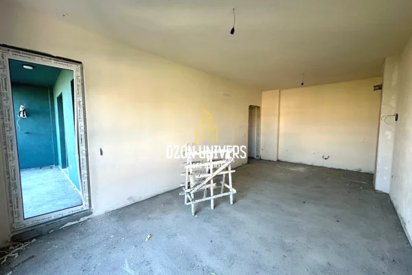 Shtepi ne shitje Apartament ne Tirane, 2+1, Mobilimi Bosh, pa mobiluar, Pagesa 128,184  Euro.