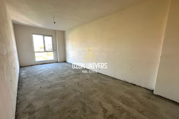 Shtepi ne shitje Apartament ne Tirane, 2+1, Mobilimi Bosh, pa mobiluar, Pagesa 128,184  Euro.