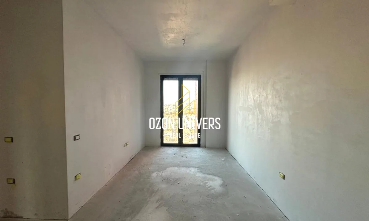 Appartamento in vendita a Tirana 2+1, Vuoto