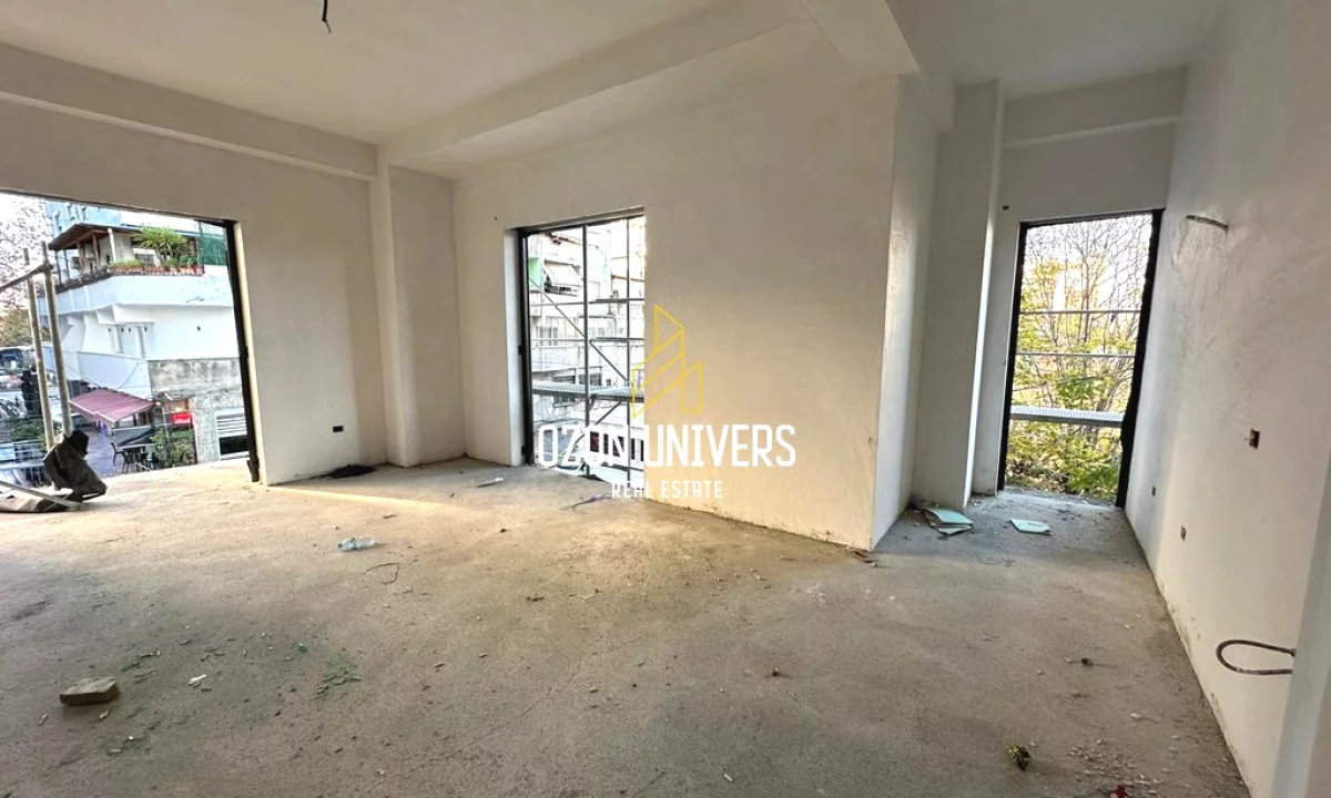 Shtepi ne shitje Apartament ne Tirane, 2+1, Mobilimi Bosh, pa mobiluar, Pagesa 199,000  Euro.