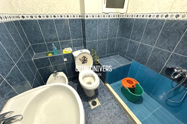 Shtepi me qera Apartament ne Tirane, 3+1, Mobilimi Bosh, pa mobiluar, Pagesa 600  Euro.