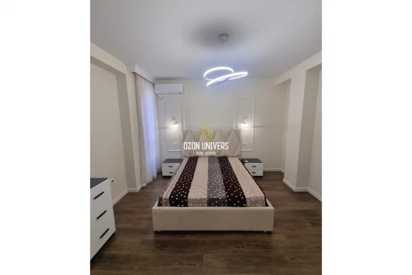 Appartamento in vendita a Tirana 1+1, Arredato