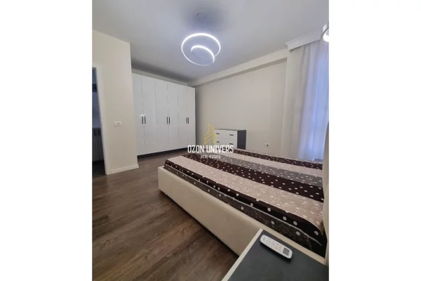 Appartamento in vendita a Tirana 1+1, Arredato