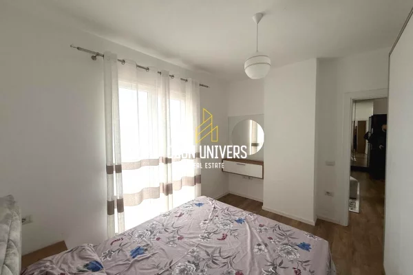 Shtepi me qera Apartament ne Tirane, 2+1, Mobilimi E mobiluar, Pagesa 550  Euro.