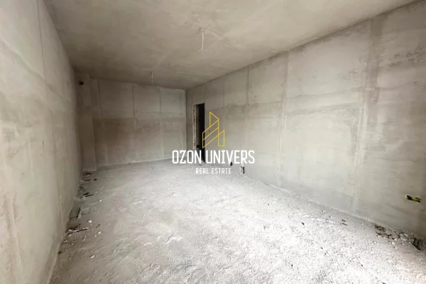 Shtepi ne shitje Apartament ne Tirane, 1+1, Mobilimi Bosh, pa mobiluar, Pagesa 91,728  Euro.