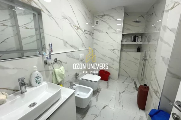 Shtepi ne shitje Duplex(shtepi me 2 kate) ne Tirane, 3+1, Mobilimi E mobiluar, Pagesa 475,000  Euro.