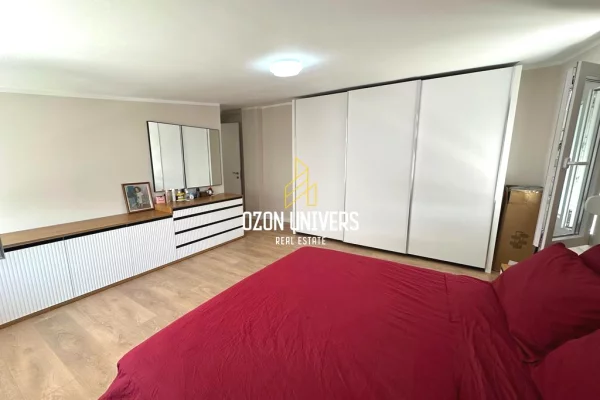 Shtepi ne shitje Duplex(shtepi me 2 kate) ne Tirane, 3+1, Mobilimi E mobiluar, Pagesa 475,000  Euro.