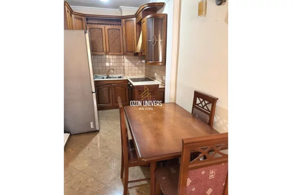 Shtepi me qera Apartament ne Tirane, 1+1, Mobilimi E mobiluar, Pagesa 60,000  Leke.