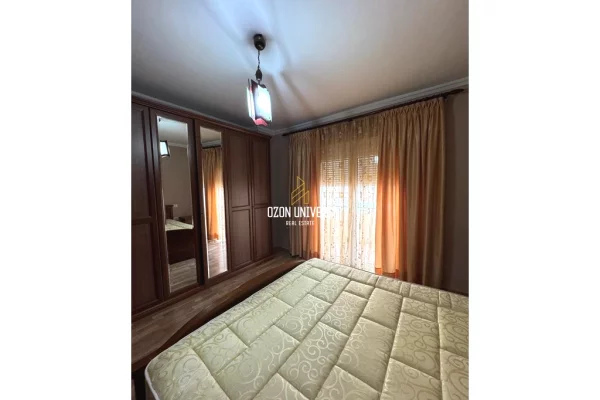 Shtepi me qera Apartament ne Tirane, 1+1, Mobilimi E mobiluar, Pagesa 60,000  Leke.