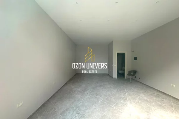 Ambient biznesi me qera 3+1 ne Tirane - 500 Euro