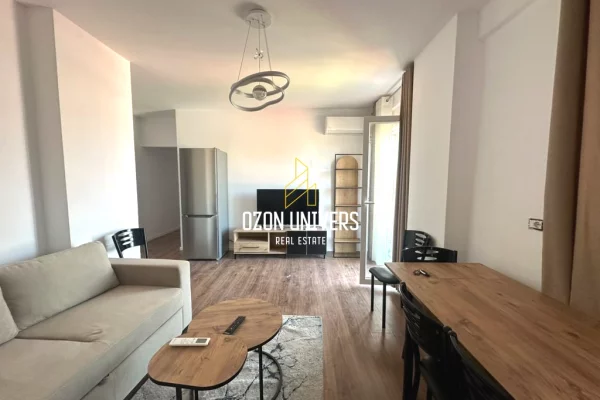 Shtepi me qera Apartament ne Tirane, 2+1, Mobilimi E mobiluar, Pagesa 55,000  Leke.