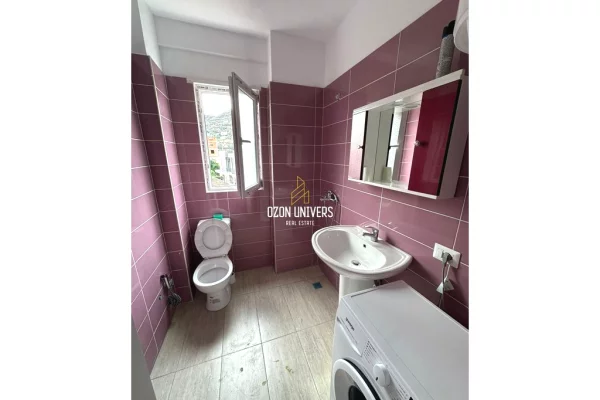 Shtepi me qera Apartament ne Tirane, 2+1, Mobilimi E mobiluar, Pagesa 55,000  Leke.
