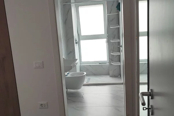 Shtepi me qera Apartament ne Tirane, 2+1, Mobilimi E mobiluar, Pagesa 50,000  Leke.