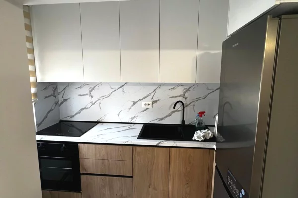 Shtepi me qera Apartament ne Tirane, 2+1, Mobilimi E mobiluar, Pagesa 700  Euro.