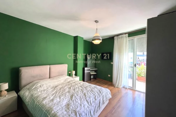 Shtepi me qera Apartament ne Tirane, 2+1, Mobilimi E mobiluar, Pagesa 700  Euro.