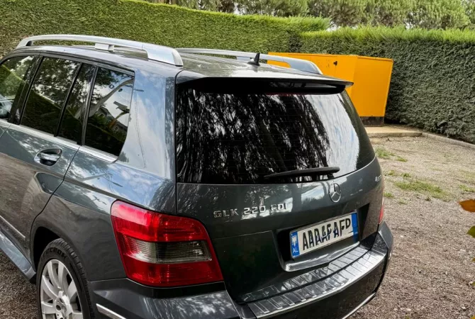 Auto in Vendita a Tirana, Mercedes-Benz, 2009 Diesel,Kambio Automatik Pagamento 9,000  Euro.