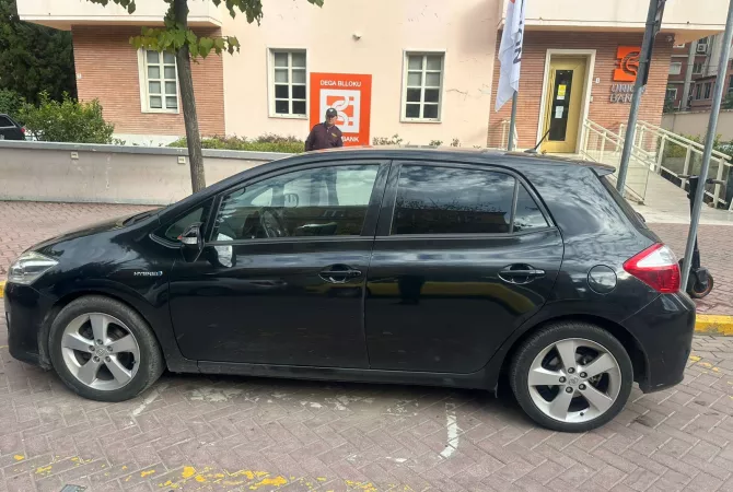 Auto in Vendita a Tirana - 8,000 Euro