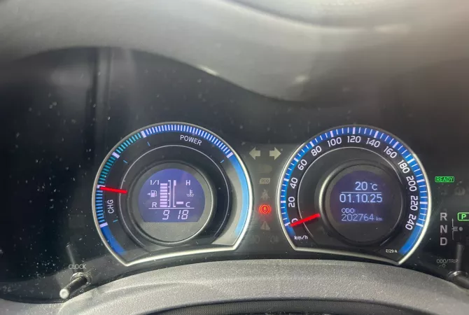 Auto in Vendita a Tirana, Toyota, 2011 Benzine,Kambio Automatik Pagamento 8,000  Euro.