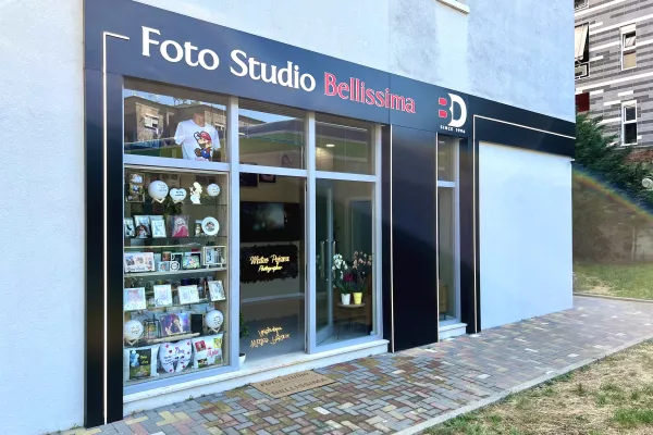 Njoftime Pune per Shitese/grafik dizajn/fotografe ne Tirane