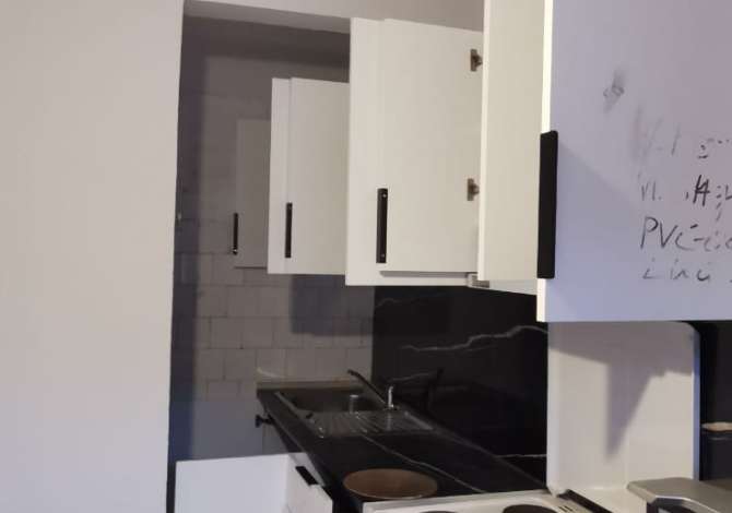 Apartament me Qera 2+1